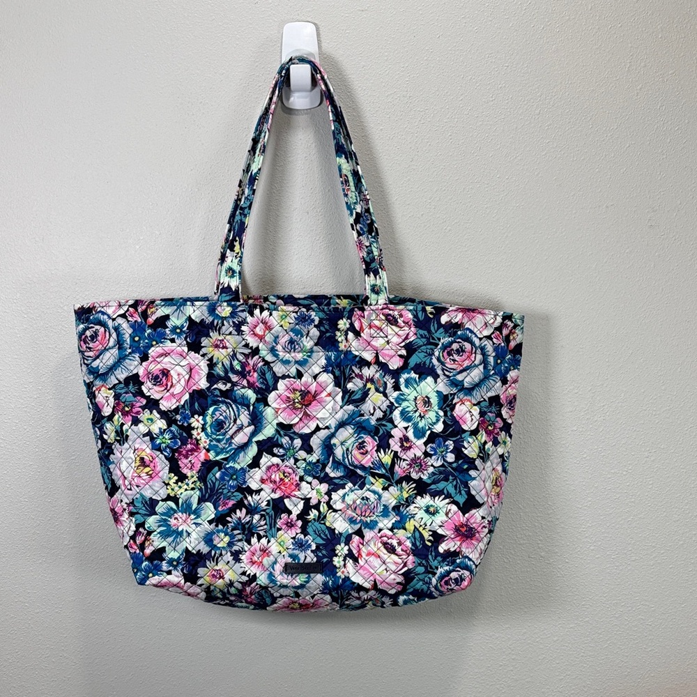 Vera Bradley Signature Cotton Tote in the Garden Grove floral pattern.